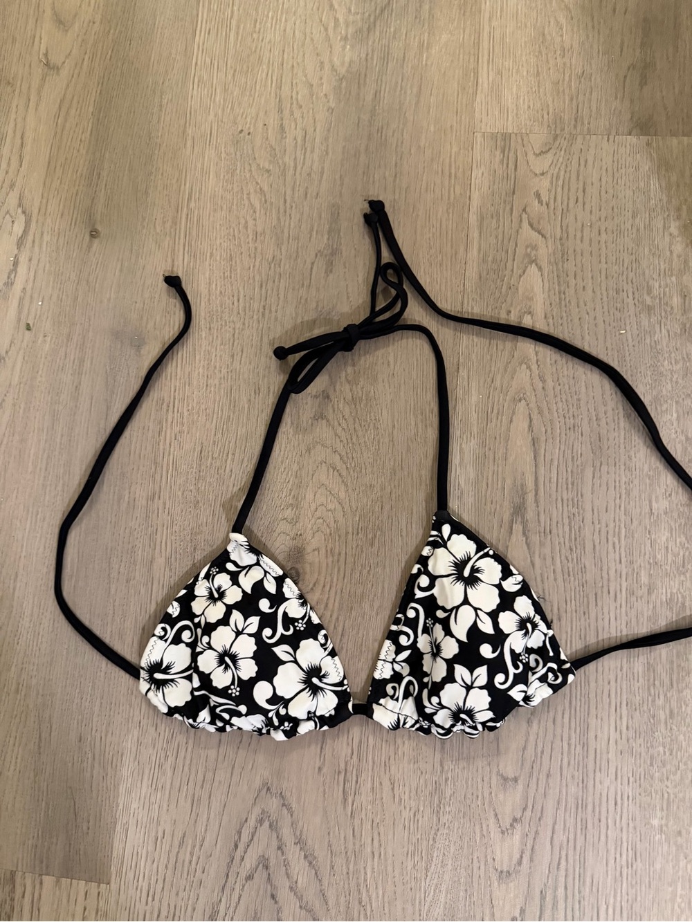 Black & White Floral Triangle Bikini Top